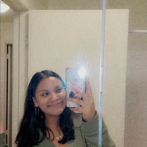 Meet your Posher, Jazmin